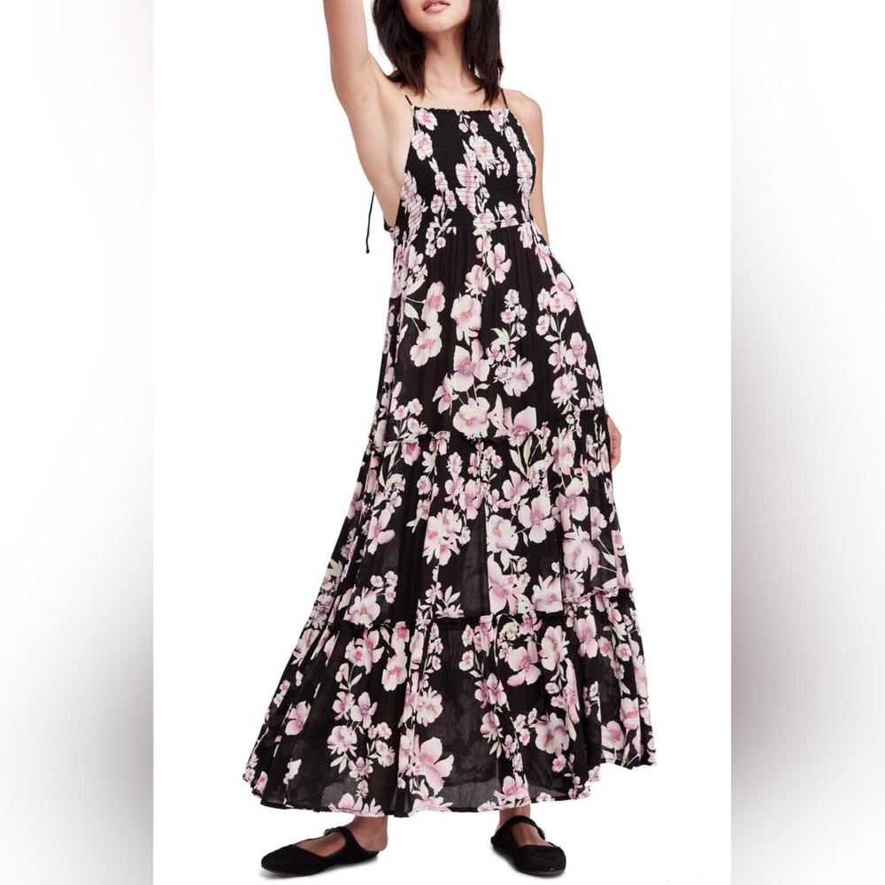Free People floral maxi dress M. New with no tag Originally $245